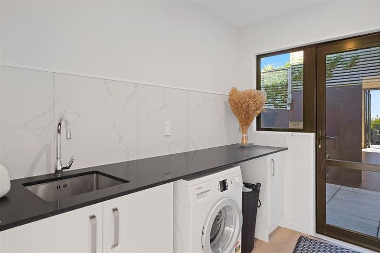 Photo of property in 5 Appian Lane, Scarborough, Christchurch, 8081