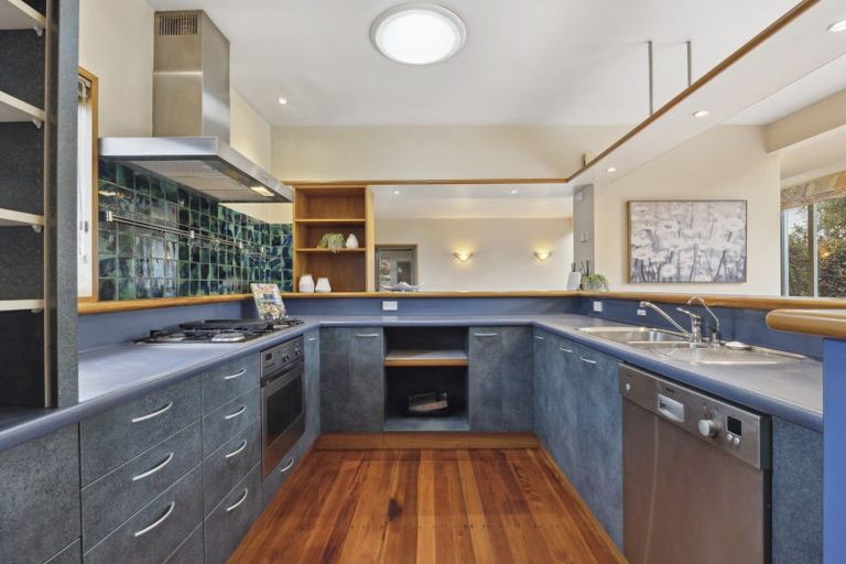 Photo of property in 10 Highgate, Belleknowes, Dunedin, 9011