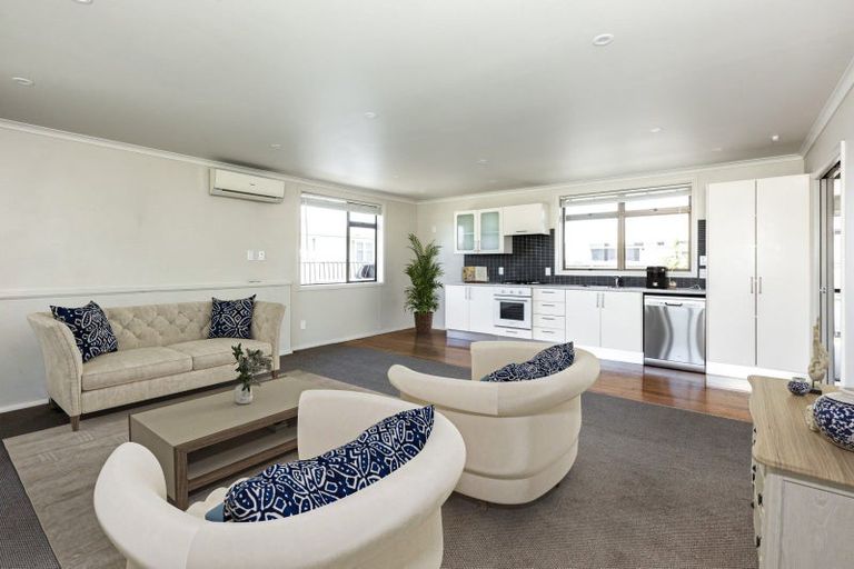 Photo of property in 8 Merton Crescent, Pirimai, Napier, 4112