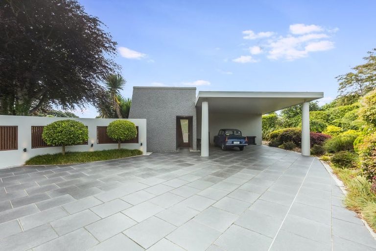 Photo of property in 10 Sunny Glen, Waikanae, 5036