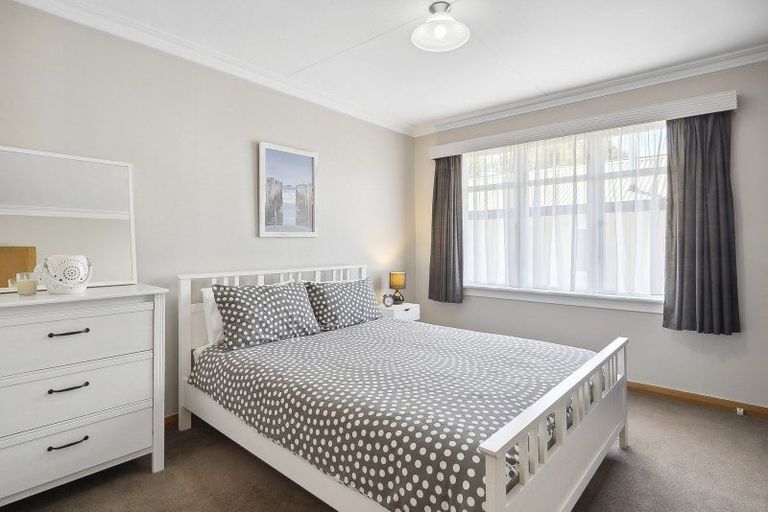 Photo of property in 98 Main Road, Fairfield, Dunedin, 9018