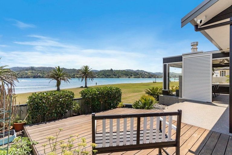 Photo of property in 17 Golden Hills Drive, Pauanui, Hikuai, 3579