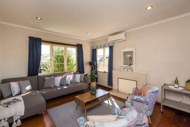 Photo of property in 6 Tika Street, Riccarton, Christchurch, 8041