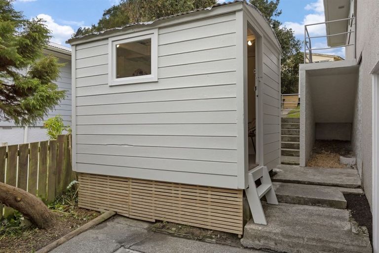 Photo of property in 63 Rangituhi Crescent, Takapuwahia, Porirua, 5022