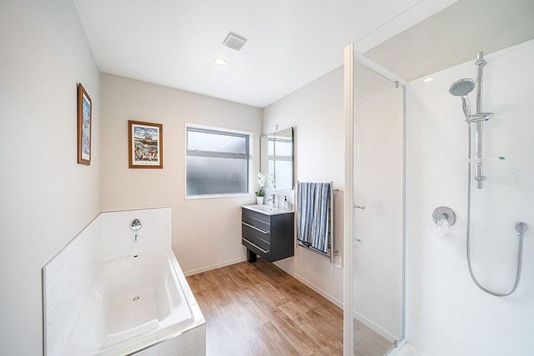 Photo of property in 14 Shona Lane, West Melton, 7618