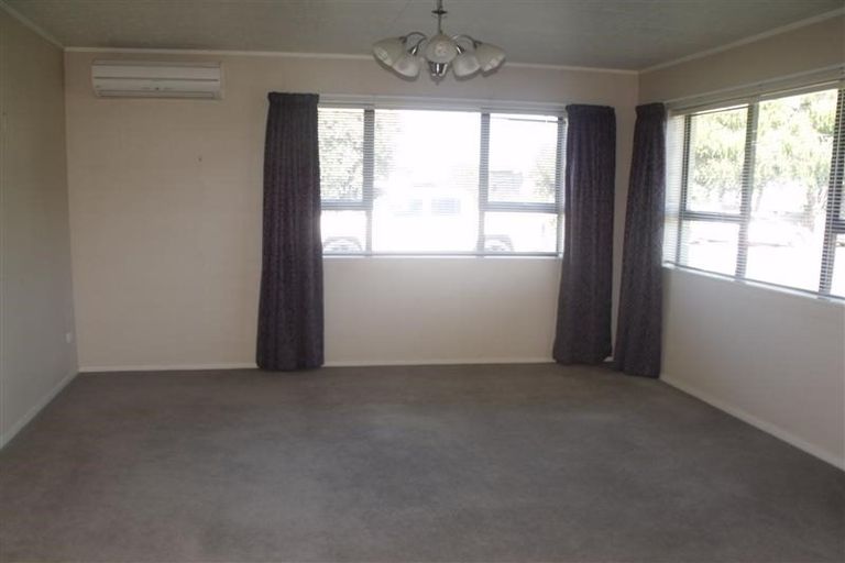 Photo of property in 1/504 Ellison Road, Hastings, 4122