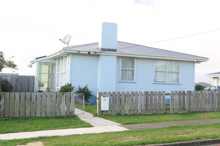 Photo of property in 78 Waiuta Street, Titahi Bay, Porirua, 5022