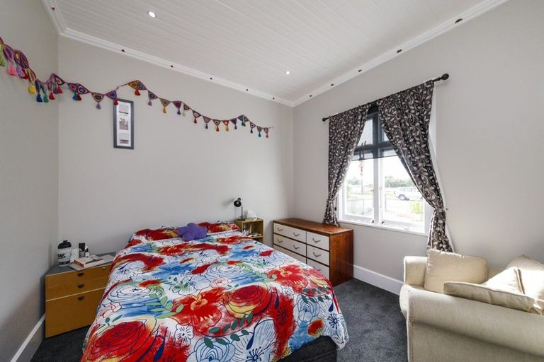 Photo of property in 16 Aorangi Street, Feilding, 4702