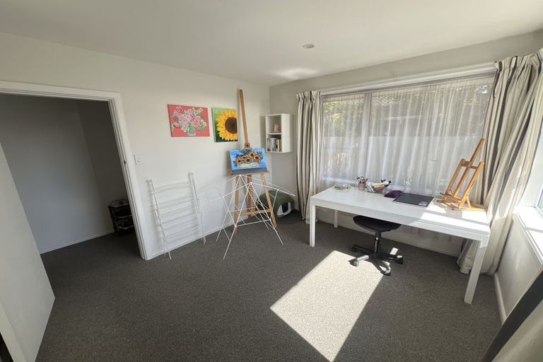 Photo of property in 2/41 Roberta Drive, Somerfield, Christchurch, 8024