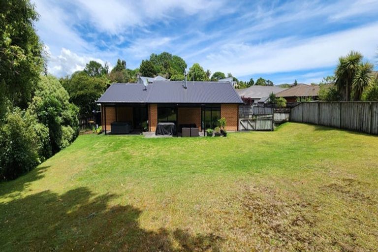 Photo of property in 74b Karamea Street, Whalers Gate, New Plymouth, 4310