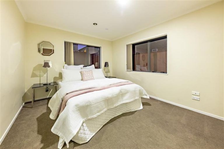 Photo of property in 10 Manning Rise, Flat Bush, Auckland, 2019