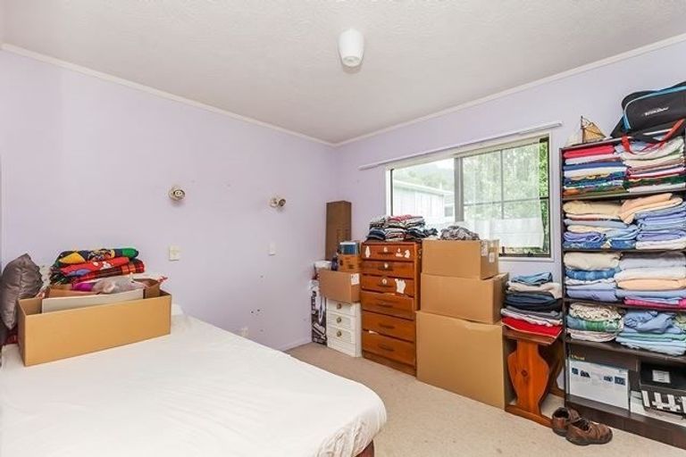 Photo of property in 304a Main Road, Tawa, Wellington, 5028