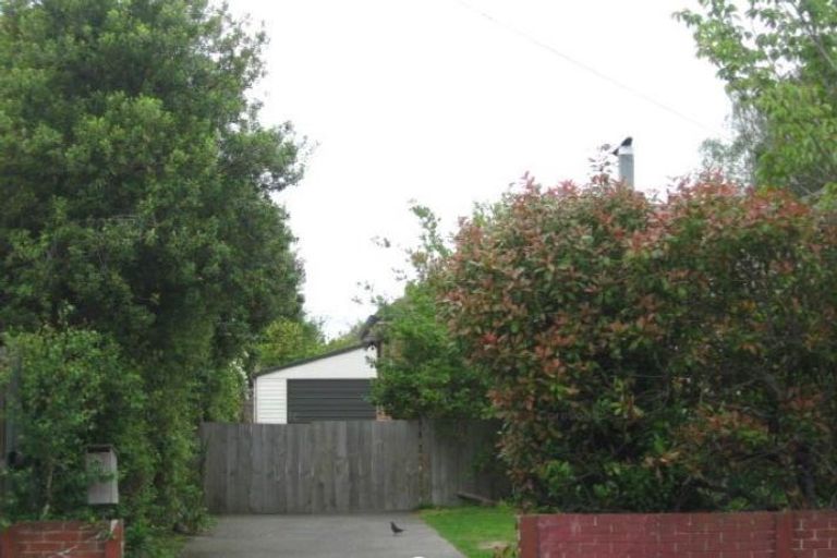 Photo of property in 5 Liverton Crescent, Bishopdale, Christchurch, 8053