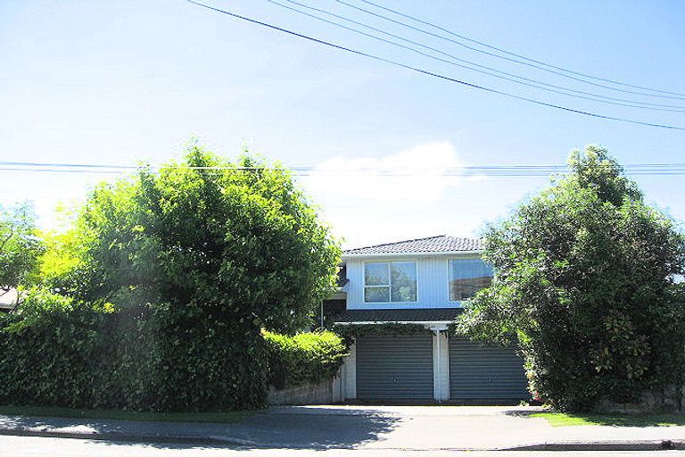 Photo of property in 8 Ombersley Terrace, Opawa, Christchurch, 8023