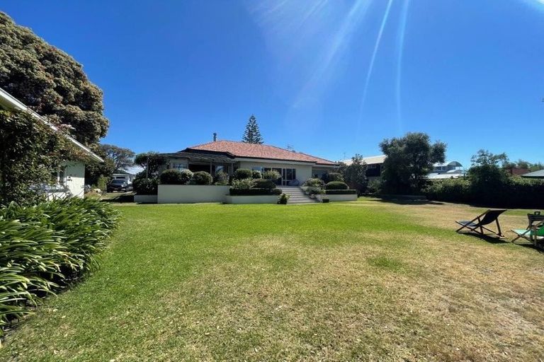 Photo of property in 303 Oceanbeach Road, Mount Maunganui, 3116