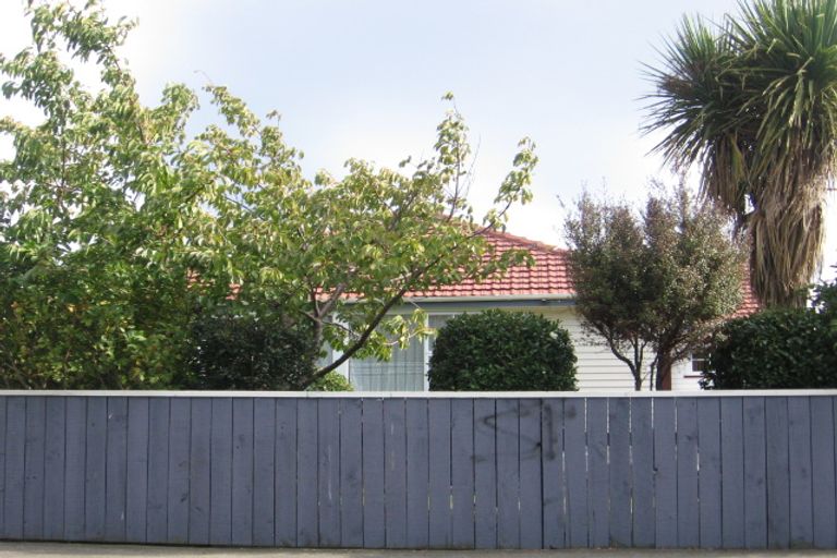 Photo of property in 7 Trevethick Grove, Woburn, Lower Hutt, 5010
