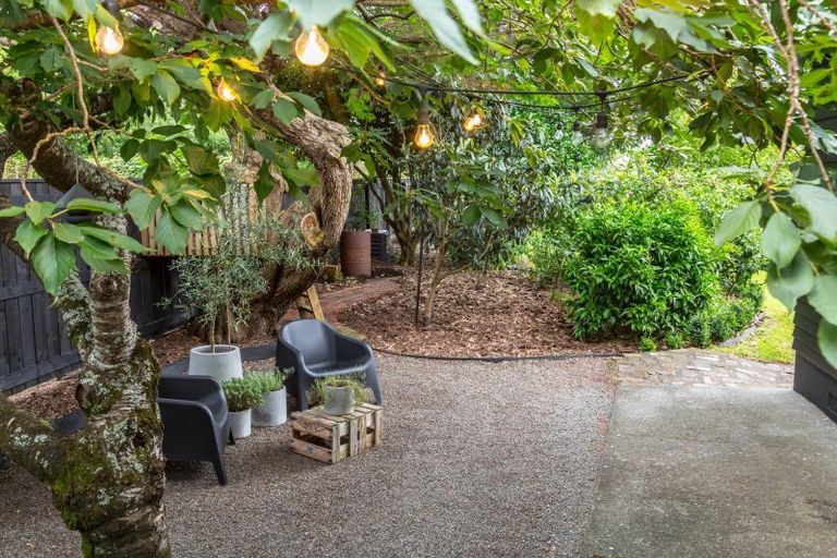 Photo of property in 53 Brandon Street, Featherston, 5710