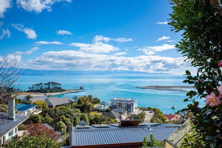 Photo of property in 64 Britannia Heights, Stepneyville, Nelson, 7010