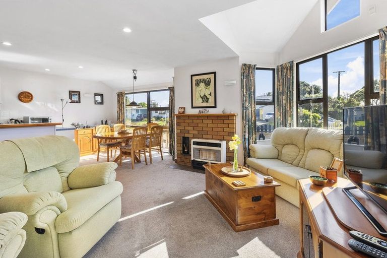Photo of property in 1/4u Richard Street, Titahi Bay, Porirua, 5022