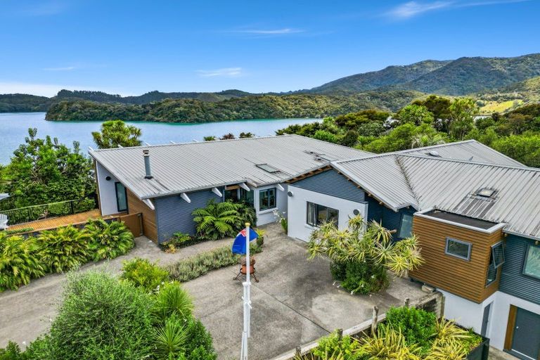 Photo of property in 43b Bentzen Drive, Parekura Bay, Hikurangi, 0184