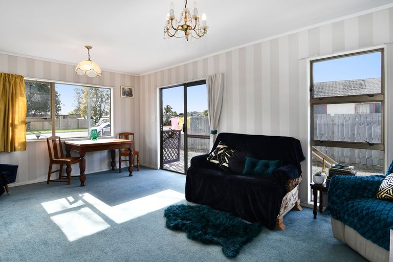 Photo of property in 406a Ngatai Road, Bellevue, Tauranga, 3110