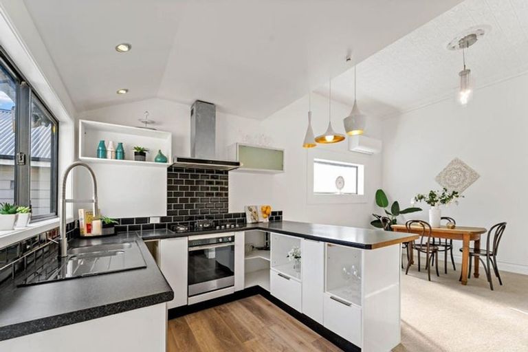 Photo of property in 12 Ethel Street, Sandringham, Auckland, 1025