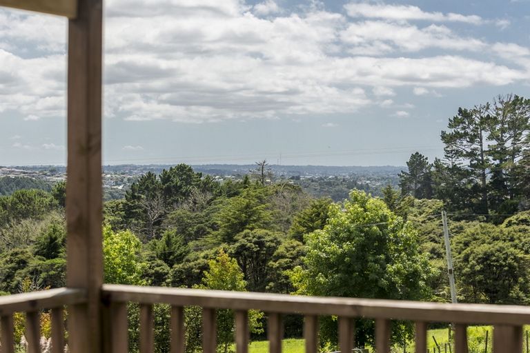 Photo of property in 147 Forest Hill Road, Henderson, Auckland, 0612