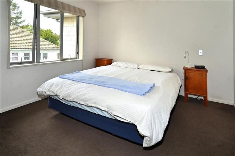 Photo of property in 90b Mandeville Street, Riccarton, Christchurch, 8011