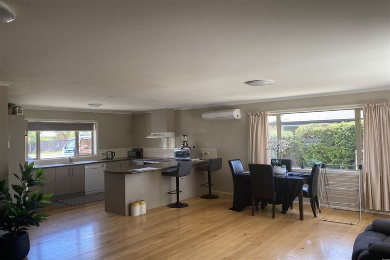 Photo of property in 41 Factory Road, Belfast, Christchurch, 8051