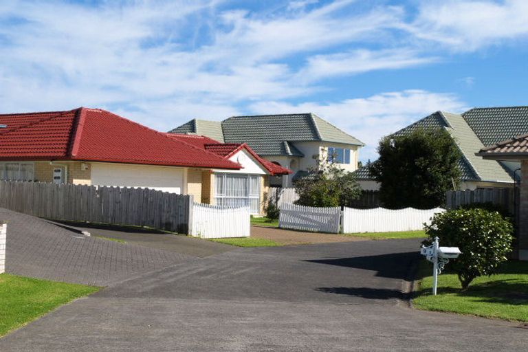 Photo of property in 2/11 Casabella Court, Northpark, Auckland, 2013