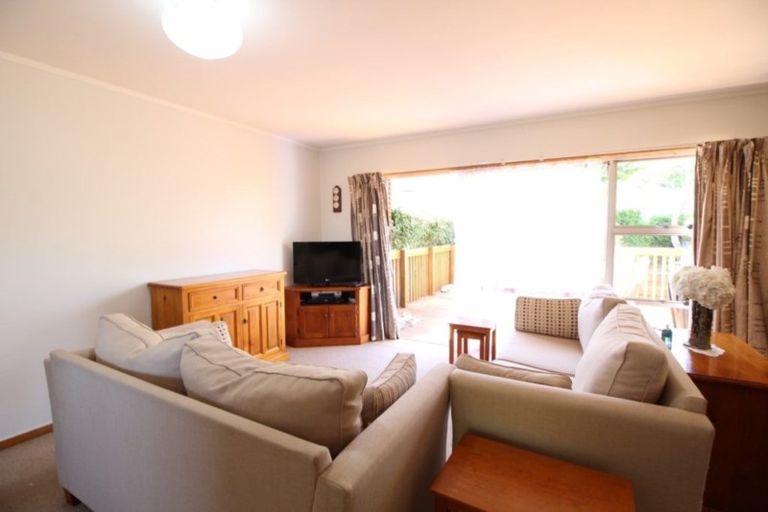 Photo of property in 1/43 Wallace Road, Papatoetoe, Auckland, 2025