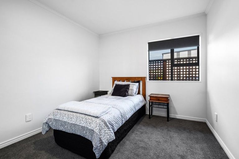 Photo of property in 4/49 Sackville Street, Fitzroy, New Plymouth, 4312