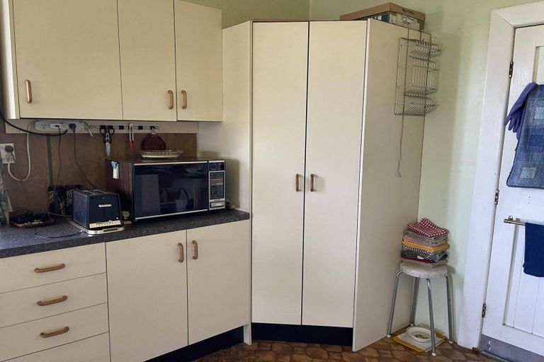 Photo of property in 15 Easons Road, Hampden, 9410