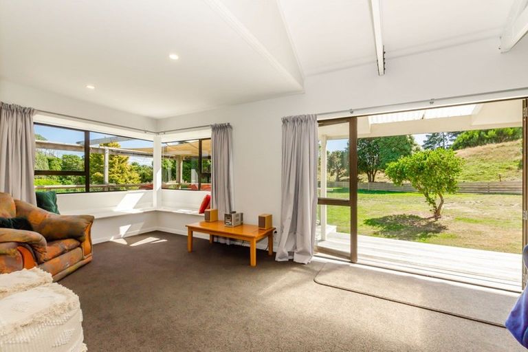 Photo of property in 122 Ratanui Road, Paraparaumu, 5032