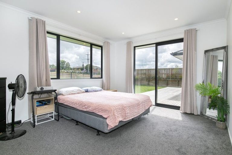 Photo of property in 79 Murray Ward Drive, Te Kauwhata, 3710