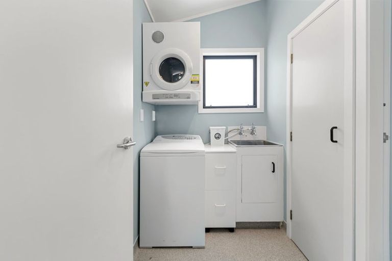 Photo of property in 51a View Road, Houghton Bay, Wellington, 6023