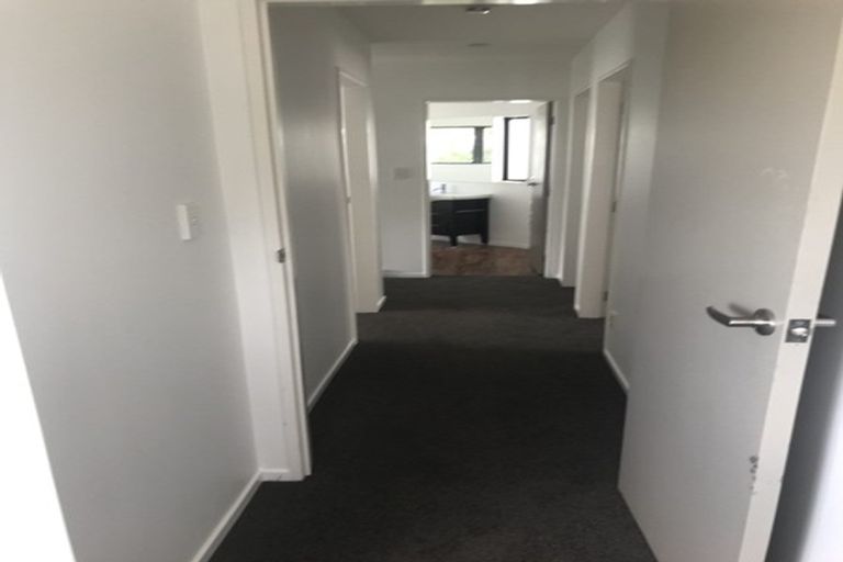 Photo of property in 19 Marjory Close, Broadmeadows, Wellington, 6035