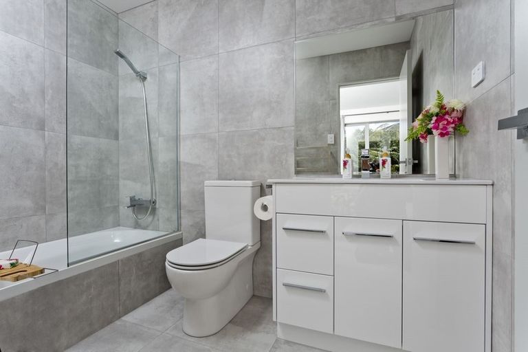 Photo of property in 115 Glenvar Road, Torbay, Auckland, 0630