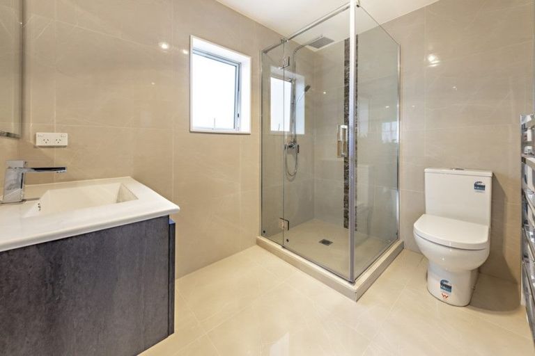 Photo of property in 18 Te Aramanu Crescent, Papakura, 2110