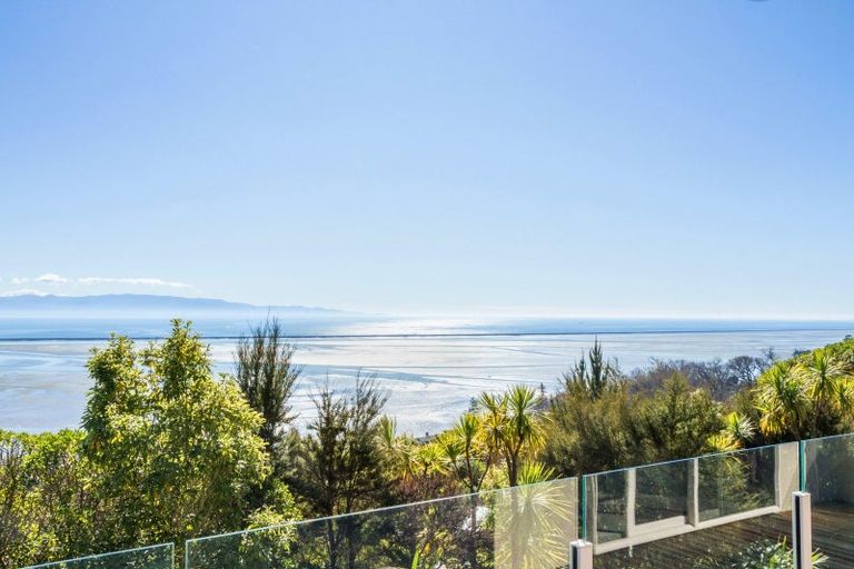Photo of property in 5 Cape View, Atawhai, Nelson, 7010