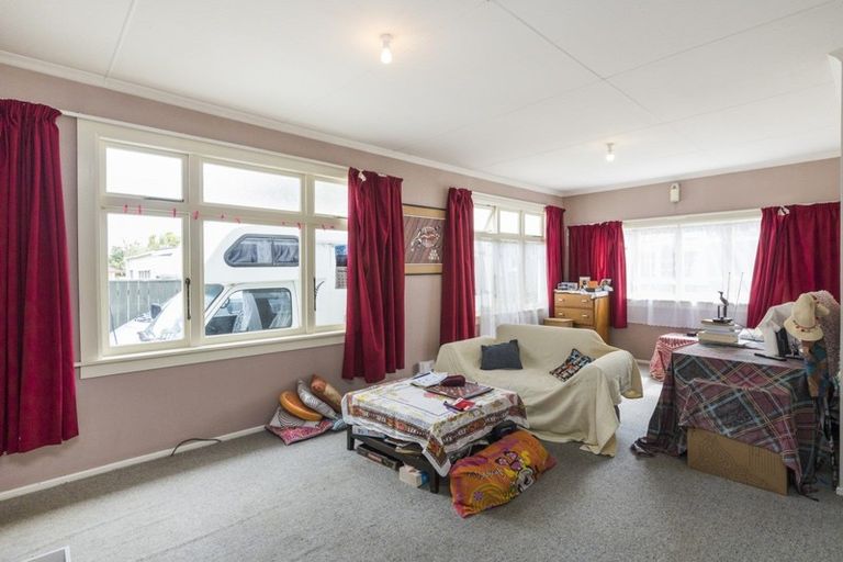 Photo of property in 82 Derby Street, Feilding, 4702