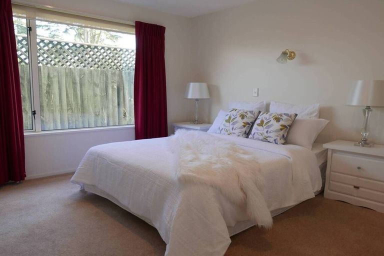 Photo of property in 10 Ashmore Lane, Strowan, Christchurch, 8052