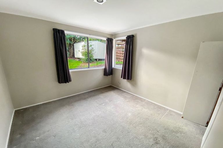 Photo of property in 8 Bentley Avenue, Glenfield, Auckland, 0629