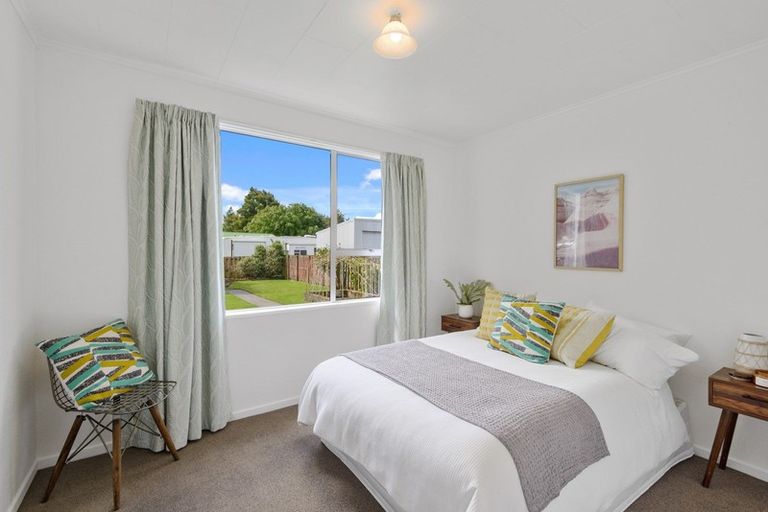 Photo of property in 2 Queen Street, Springfield, 7681