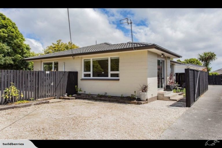 Photo of property in 1/325 Burwood Road, Burwood, Christchurch, 8083