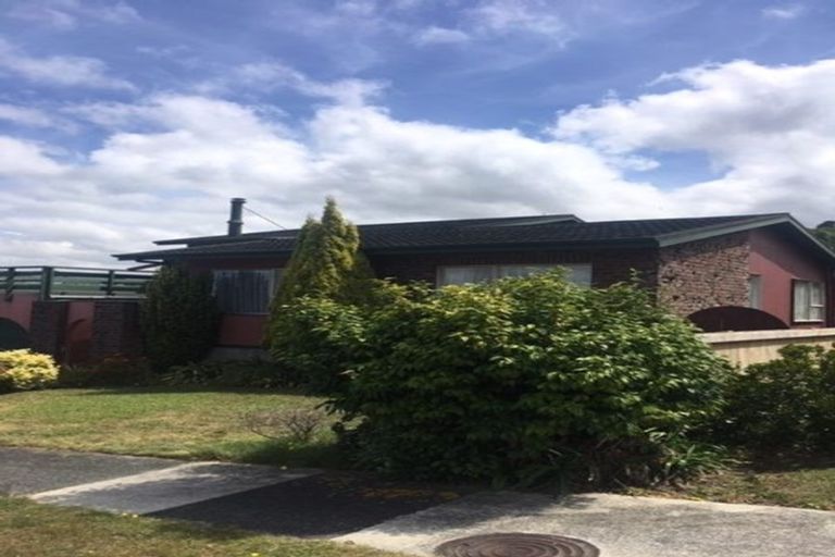 Photo of property in 15 Chestnut Grove, Maungaraki, Lower Hutt, 5010