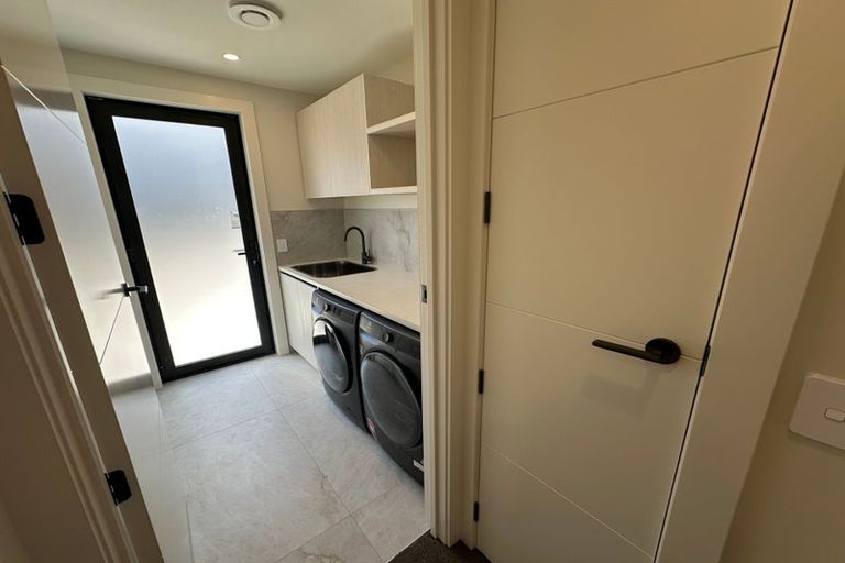 Photo of property in 17 Taurus Lane, Jacks Point, 9371