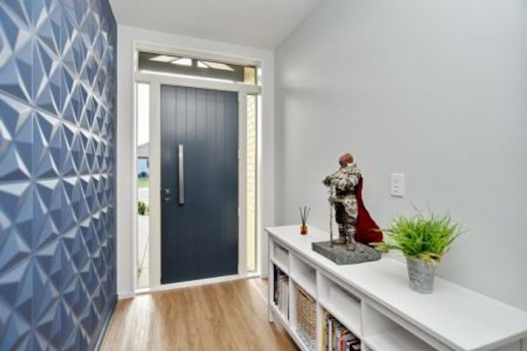 Photo of property in 18 Kendon Drive, Rolleston, 7614