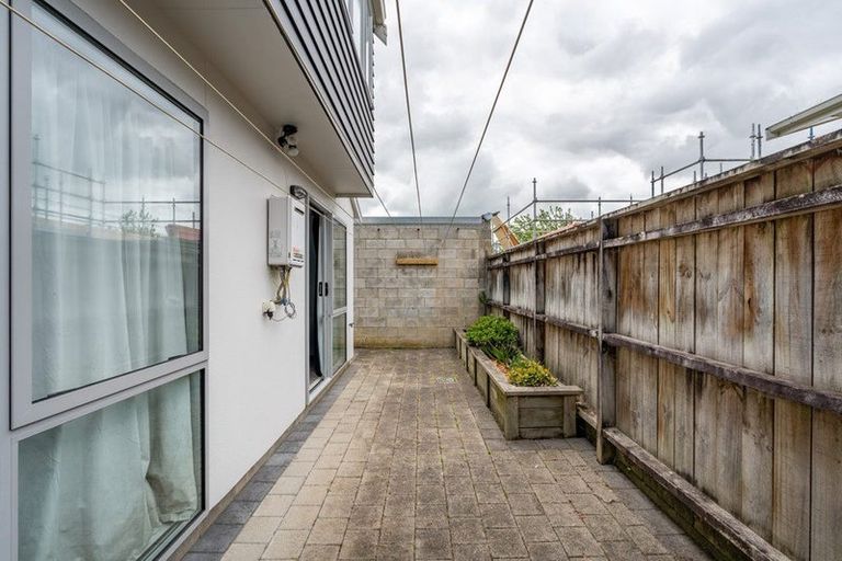 Photo of property in 3a Scotland Place, Hillcrest, Hamilton, 3216