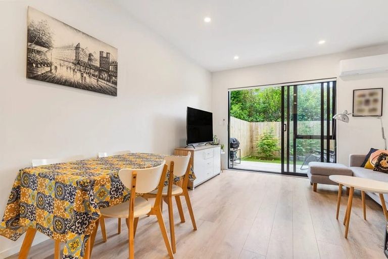 Photo of property in 31/241 Don Buck Road, Massey, Auckland, 0614